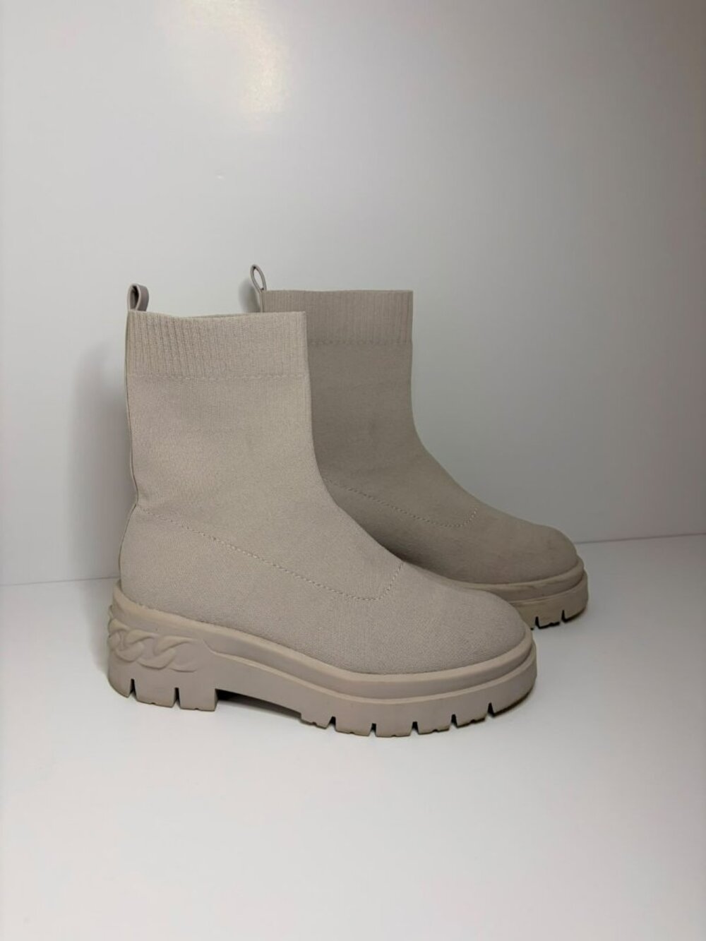 ALDO Beige Knit Chunky Sock Boots US 9
